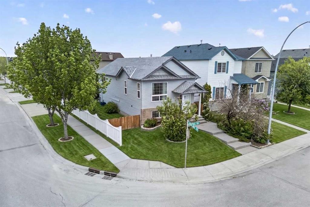 Picture for 171 Saddlemont Crescent NE