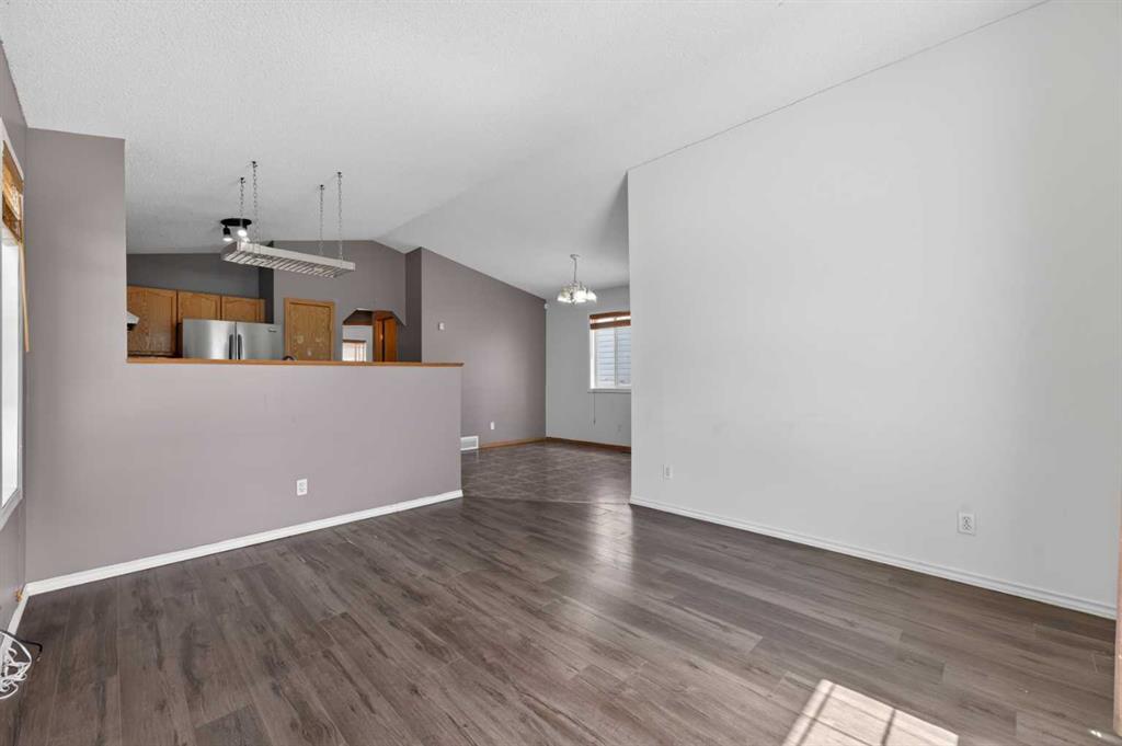 Picture for 171 Saddlemont Crescent NE