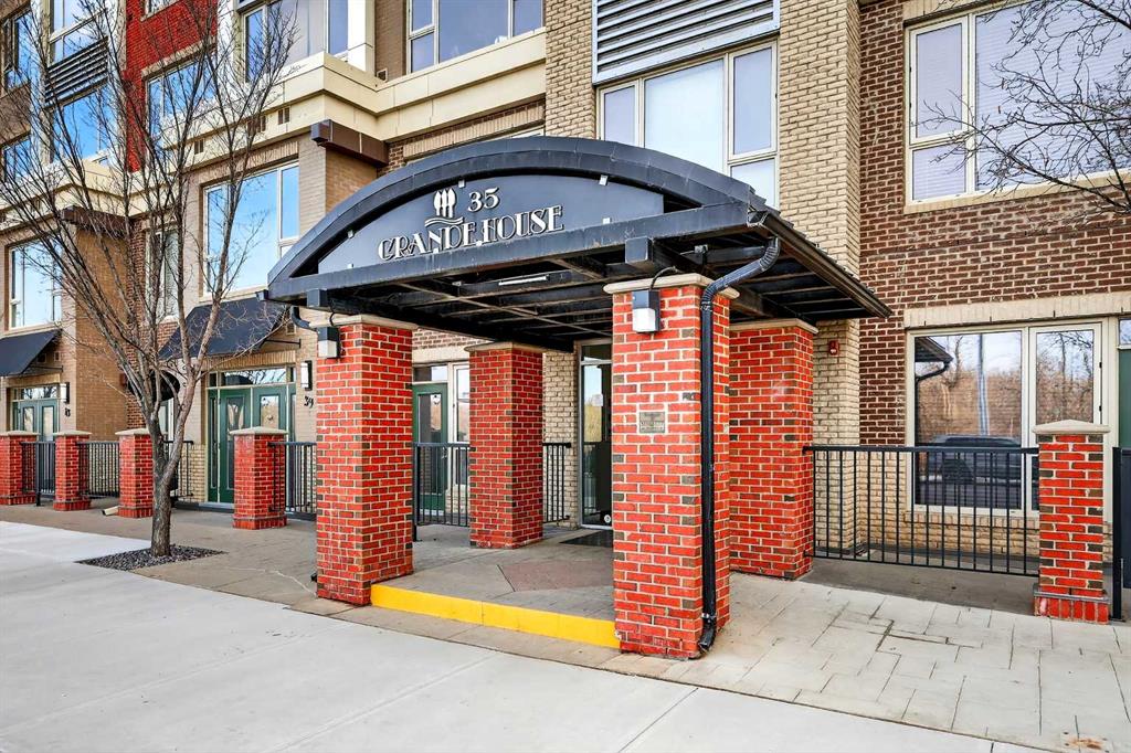 Picture for 404, 35 Inglewood Park SE
