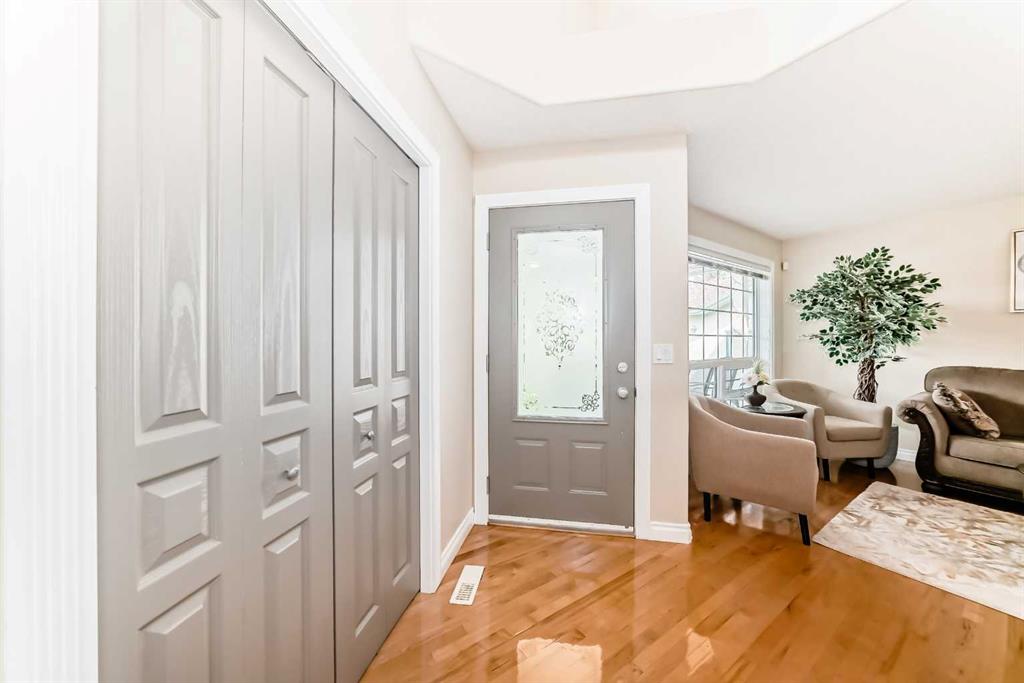 Picture for 146 Scenic View Close NW Picture for 146 Scenic View Close NW