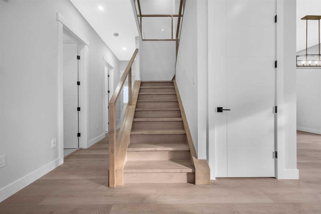 Picture for 327 Kinniburgh Place 