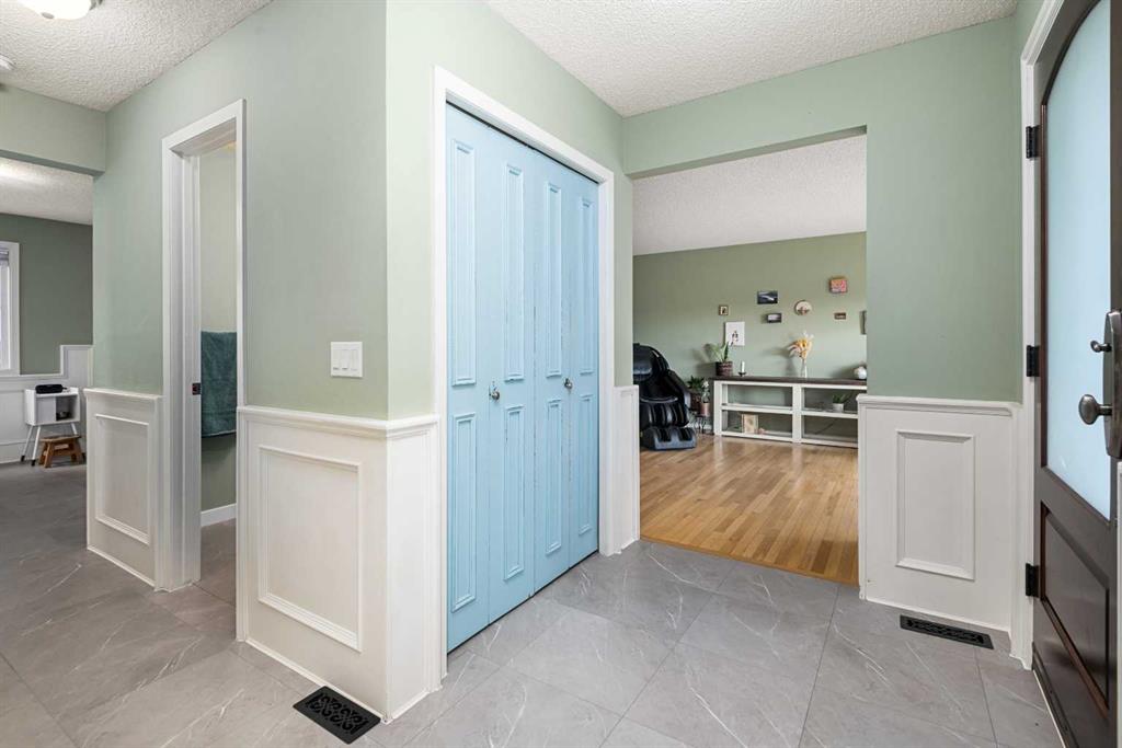 Picture for 19 Deermoss Place SE