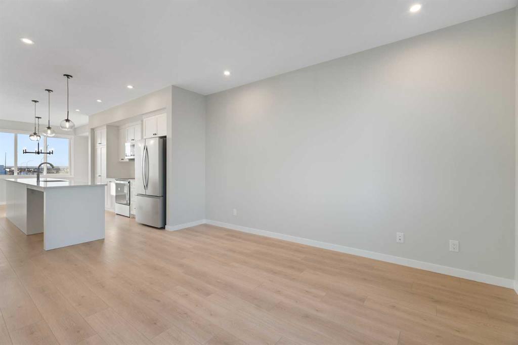 Picture for 1477 Rangeview Drive SE