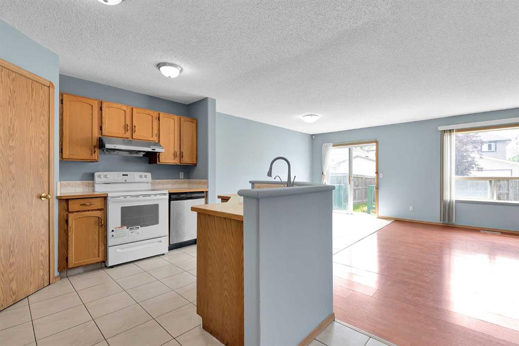 Picture for 15 harvest rose Circle NE