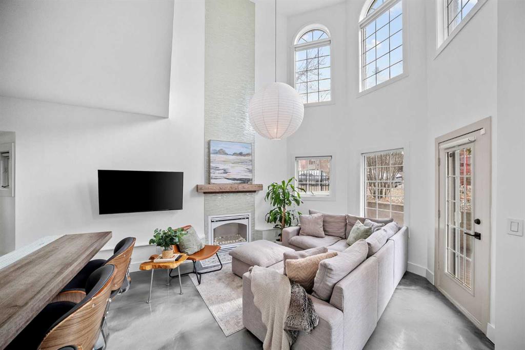 Picture for 103, 916 19 Avenue SW