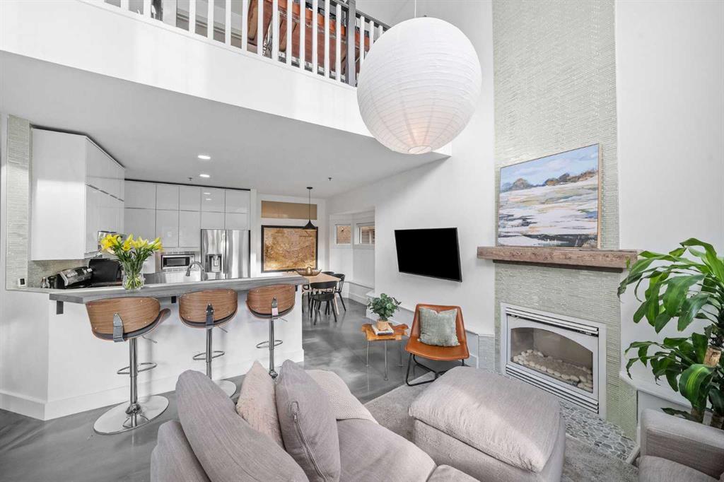 Picture for 103, 916 19 Avenue SW