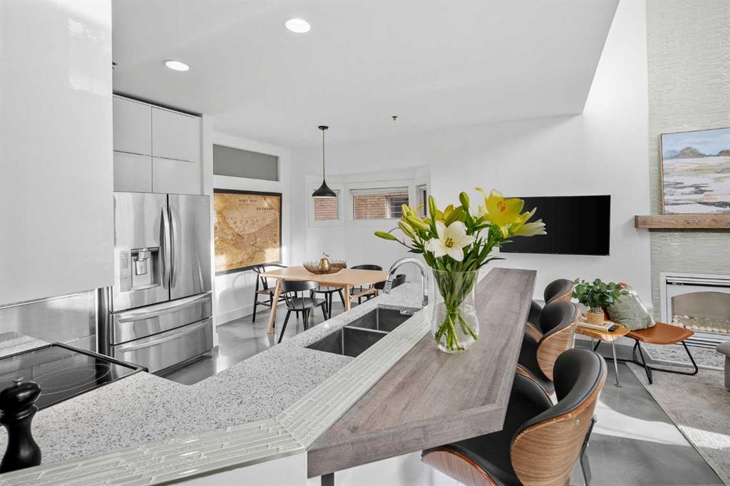 Picture for 103, 916 19 Avenue SW