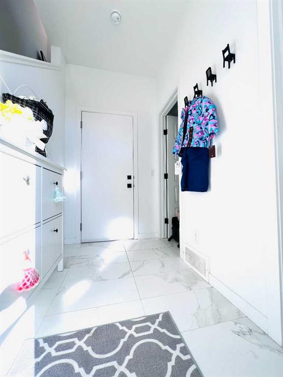 Picture for 73 Walgrove Common SE