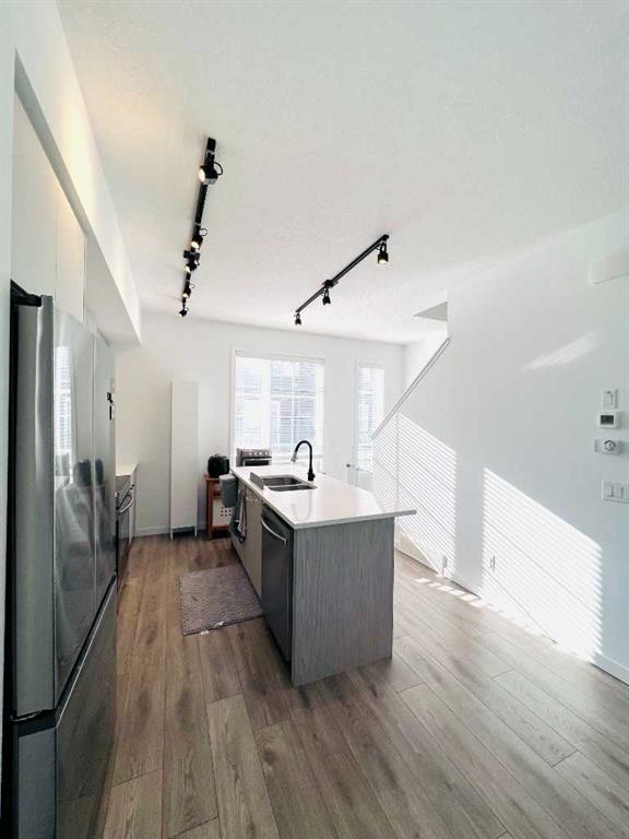 Picture for 73 Walgrove Common SE