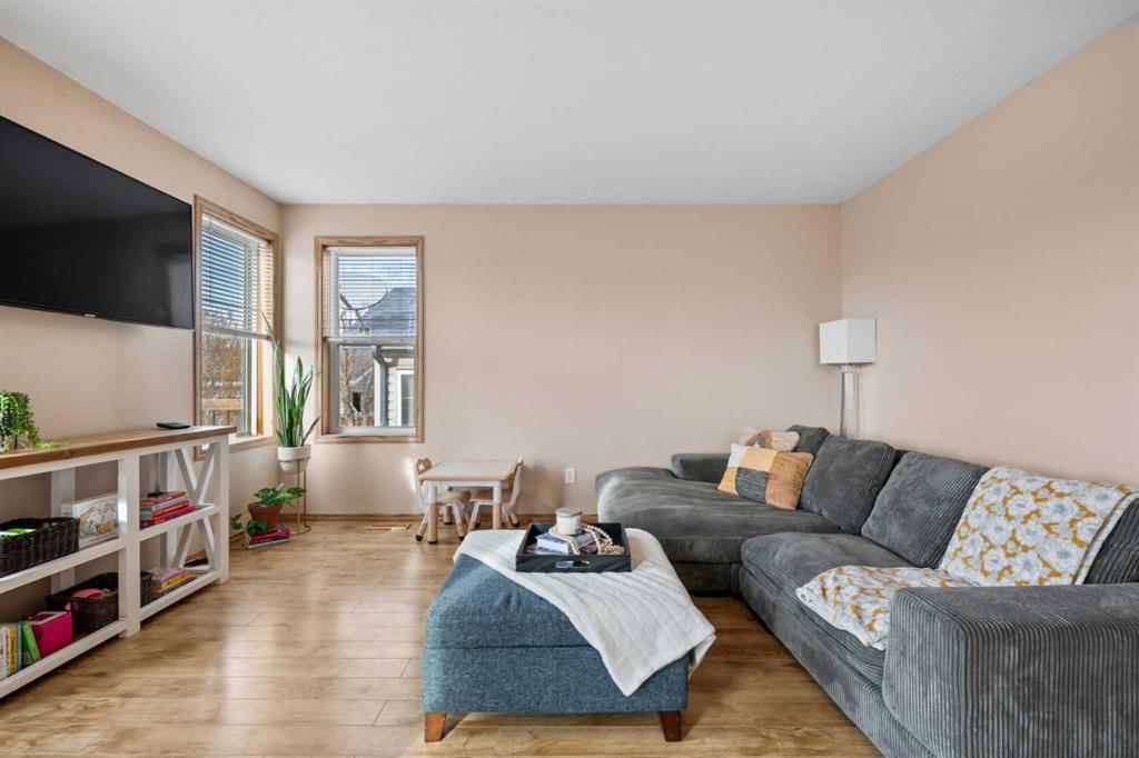 Picture for 306 Coventry Road NE