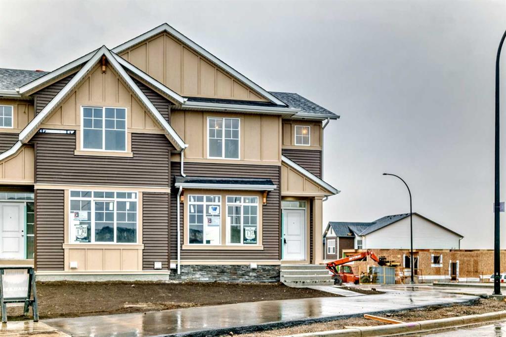 Picture for 170 Marmot Green NW