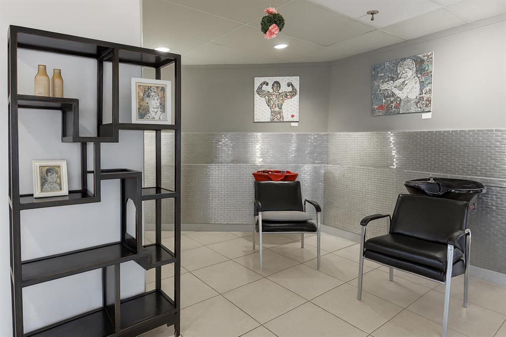 Picture for 100, 2909 17 Avenue SW