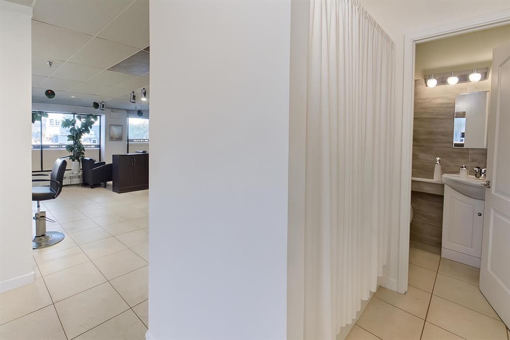 Picture for 100, 2909 17 Avenue SW