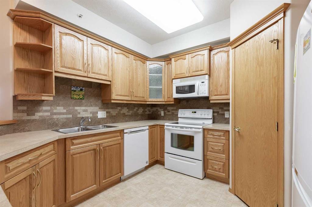 Picture for 314, 223 Tuscany Springs Boulevard NW