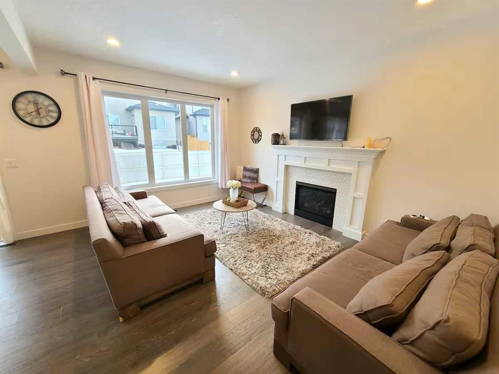 Picture for 337 Bayview Way SW