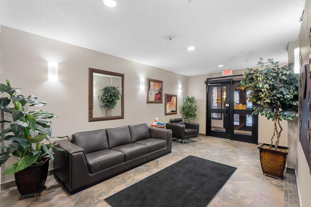 Picture for 402, 1321 Kensington Close NW