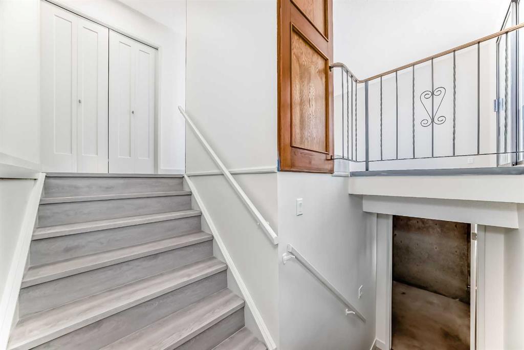 Picture for 173 Castlebrook Way NE