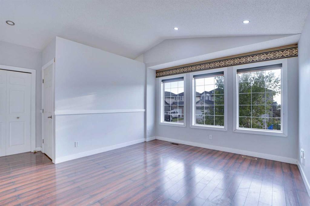 Picture for 62 Taracove Estate Drive NE