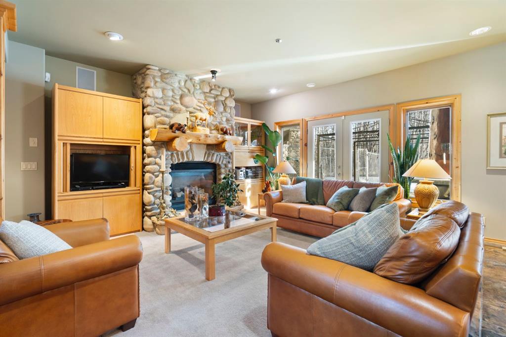 Picture for 3 Woodlands Estates Crescent 