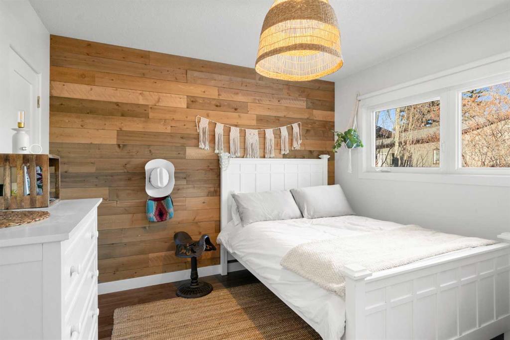 Picture for 3332 Caribou Drive NW