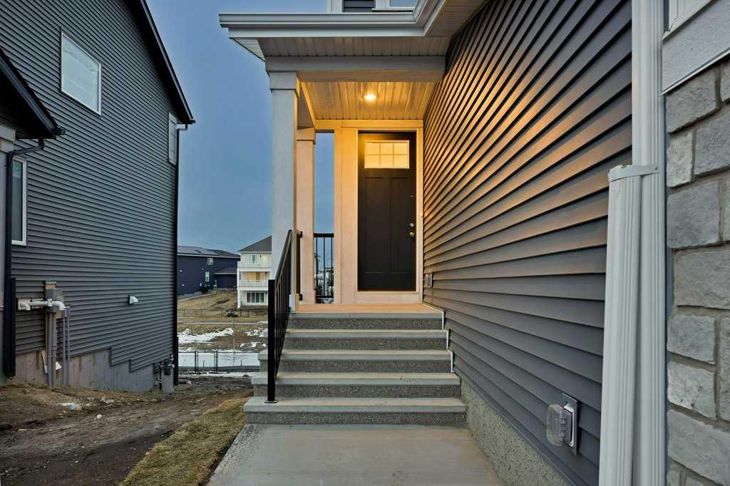 Picture for 561 Chelsea Gardens 