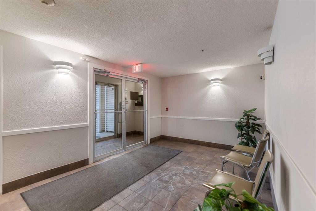 Picture for 1412, 6224 17 Avenue SE