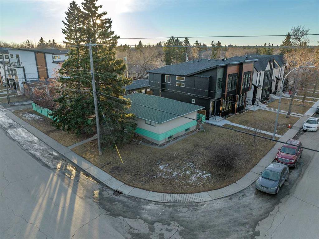 Picture for 4313 30 Avenue SW