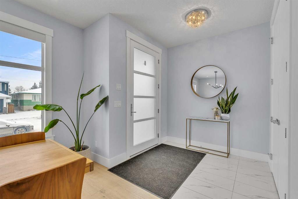 Picture for 1613 40 Street SW