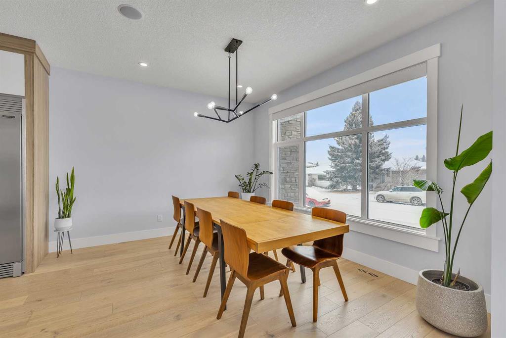 Picture for 1613 40 Street SW