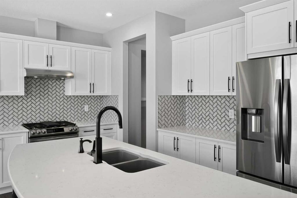 Picture for 154 Yorkstone Way SW