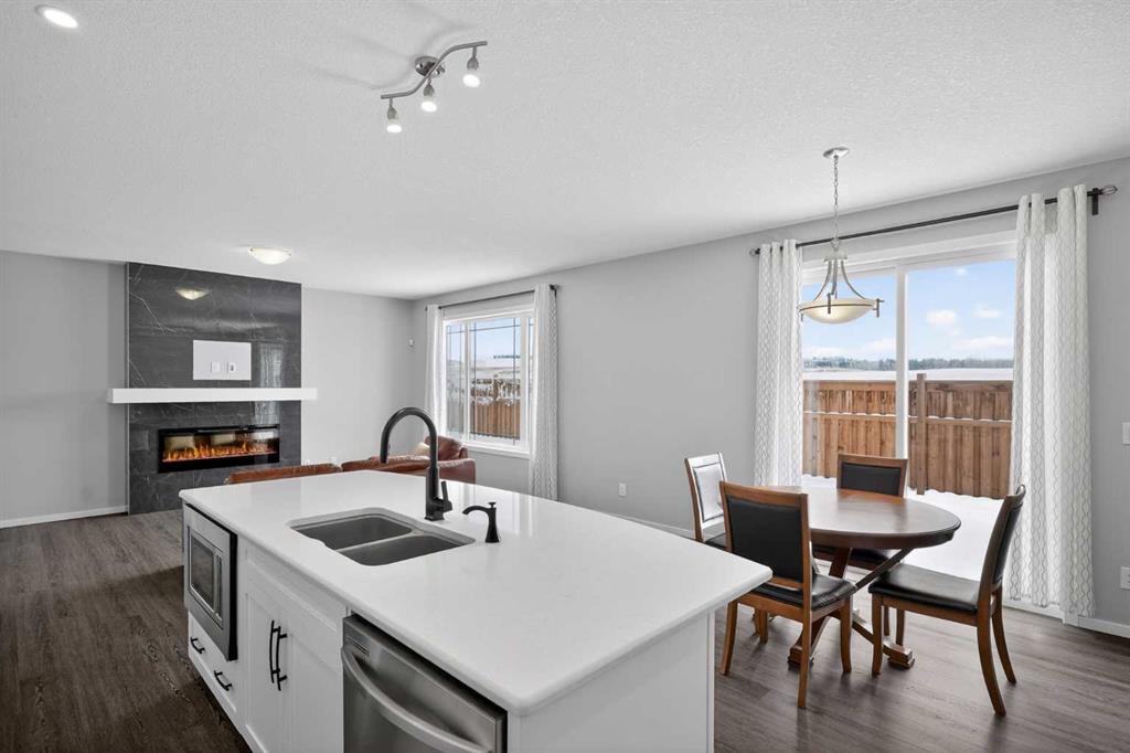 Picture for 154 Yorkstone Way SW