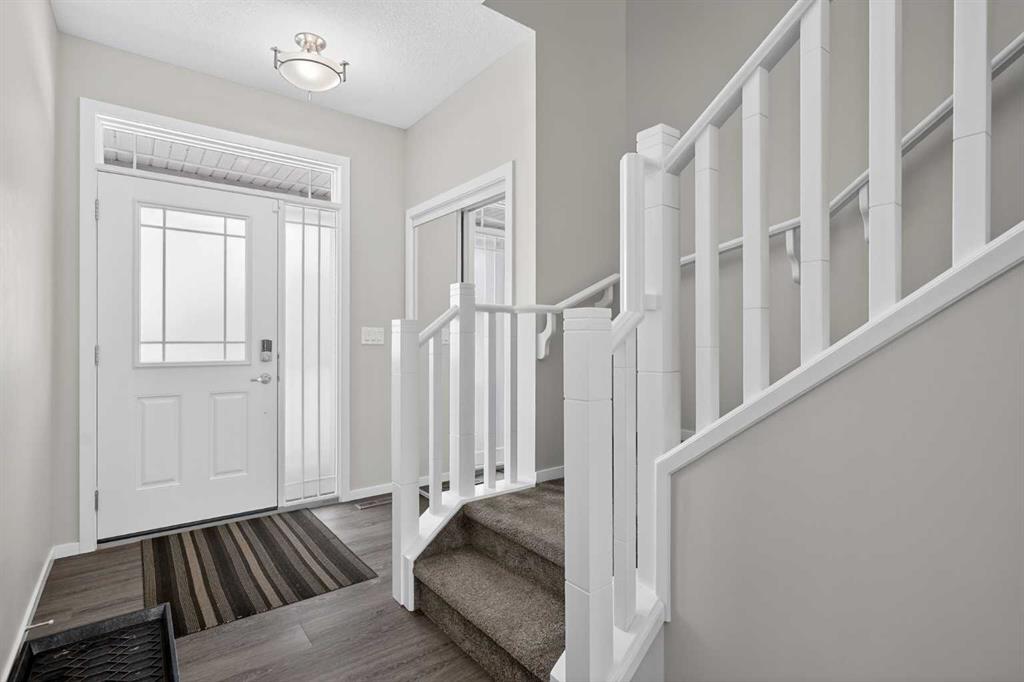 Picture for 154 Yorkstone Way SW