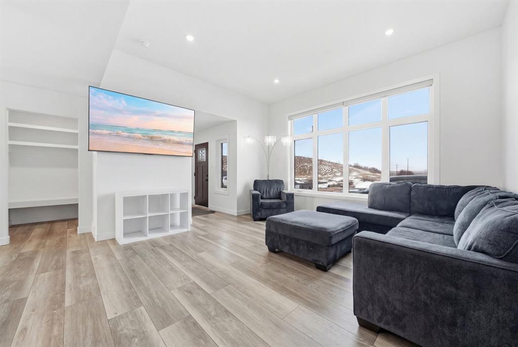 Picture for 100, 32105 Highway 543  E