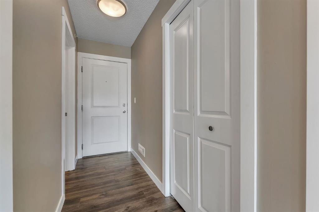 Picture for 514, 10 Kincora Glen Park NW