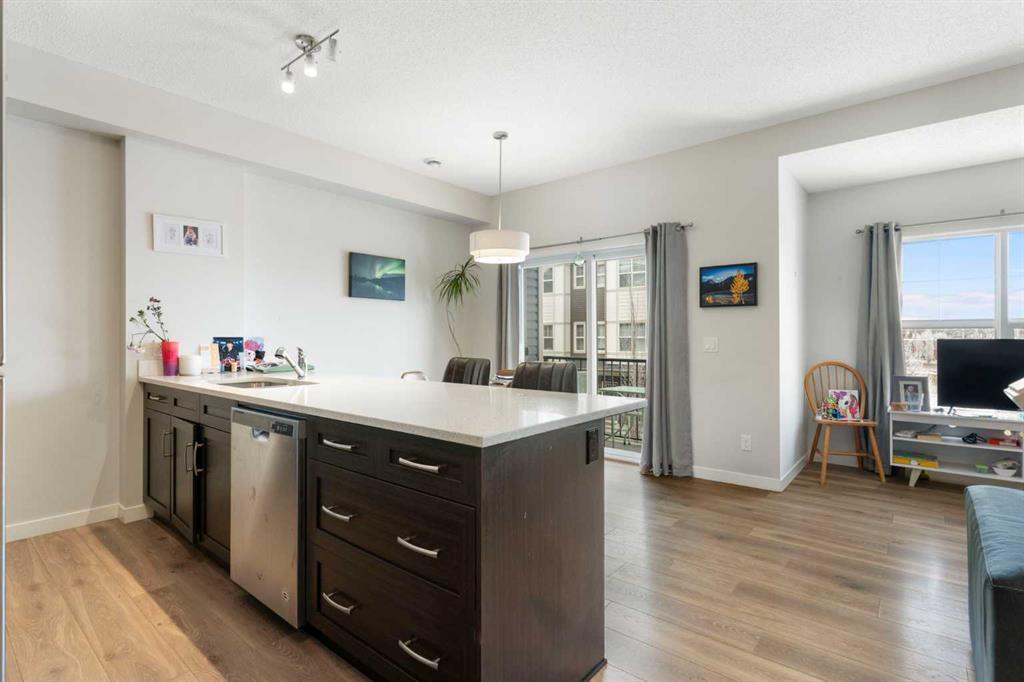 Picture for 408, 250 Fireside View 