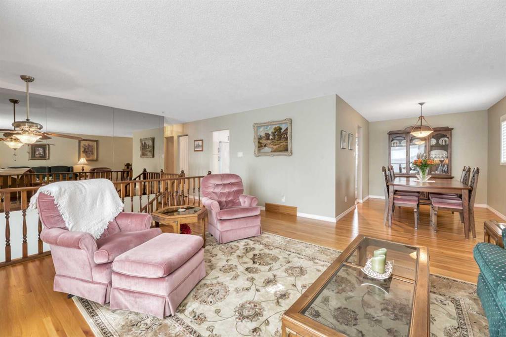 Picture for 12132 Lake Waterton Crescent SE