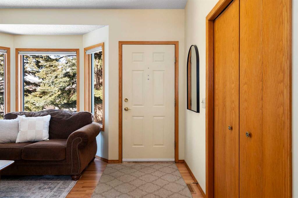 Picture for 221 Scurfield Place NW