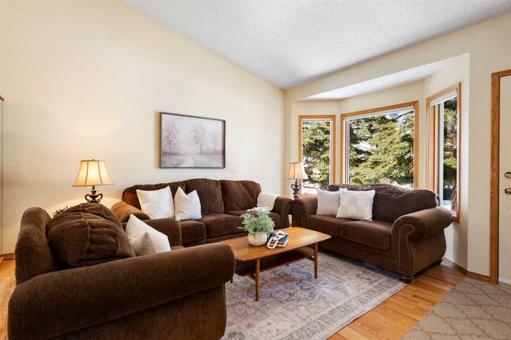 Picture for 221 Scurfield Place NW