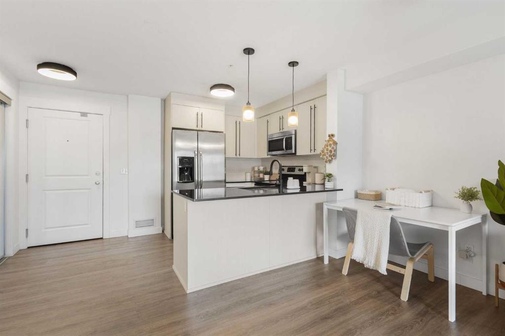 Picture for 3107, 11 Mahogany Row SE