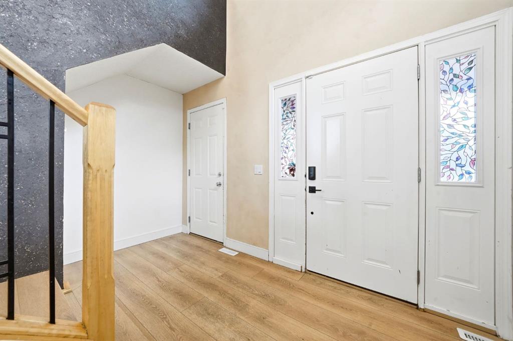 Picture for 165 Thornfield Close SE