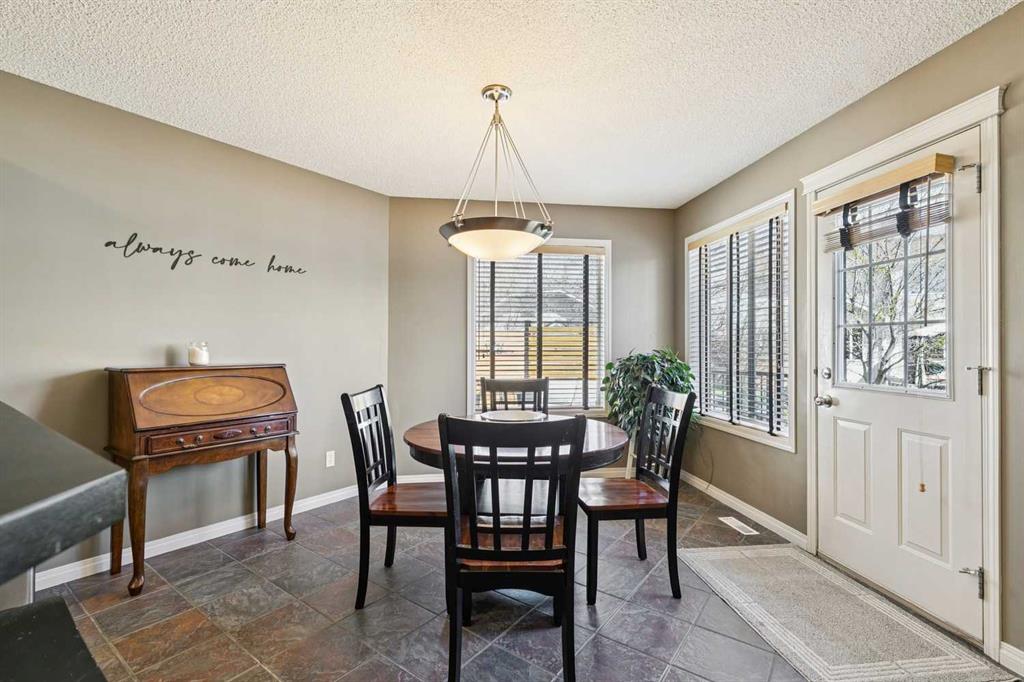 Picture for 172 West Lakeview Circle 