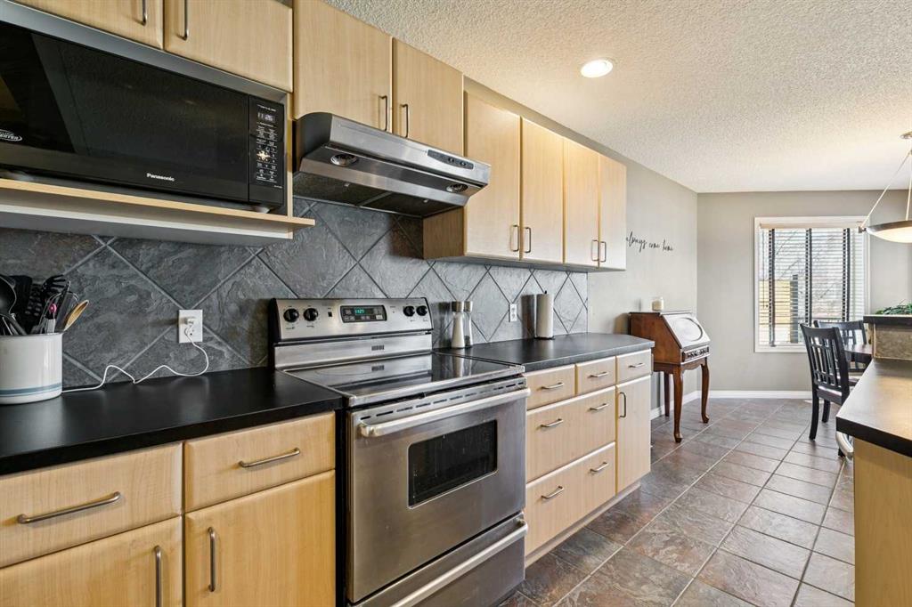Picture for 172 West Lakeview Circle 