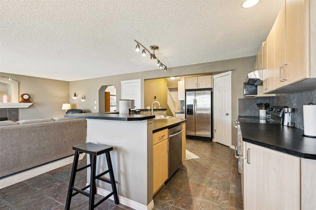 Picture for 172 West Lakeview Circle 