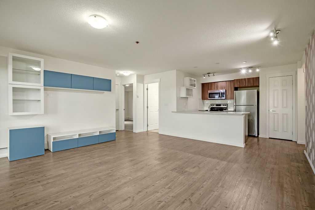 Picture for 4209, 99 Copperstone Park SE