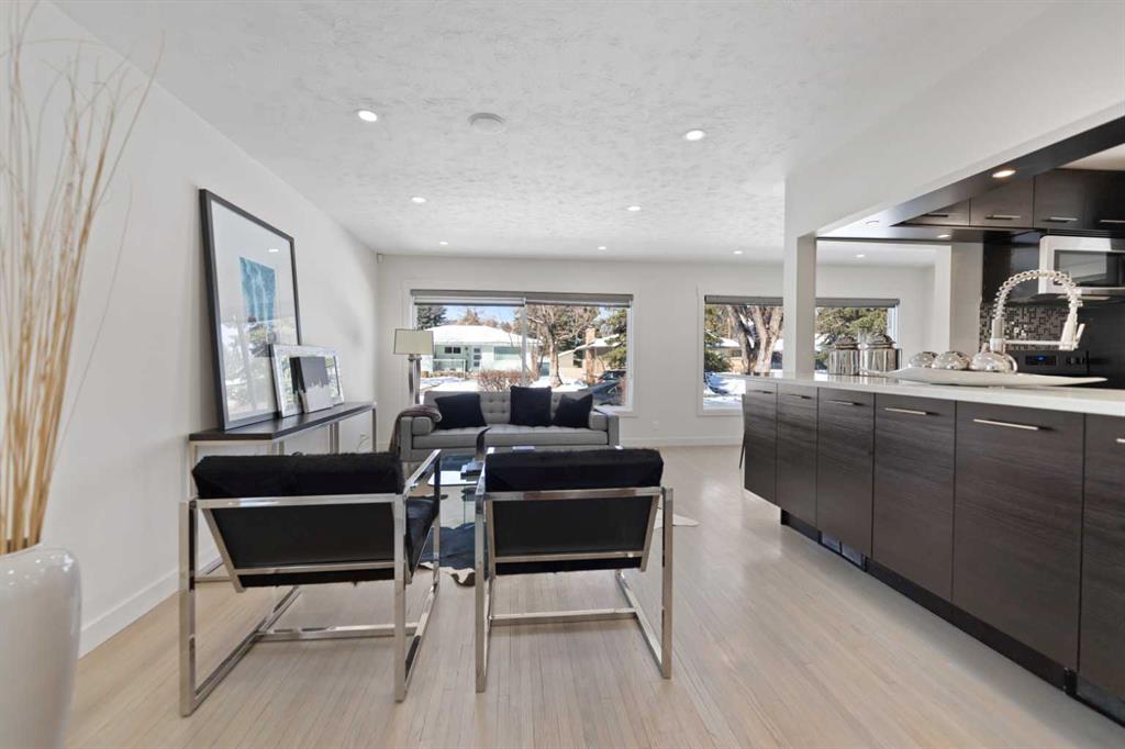 Picture for 38 Westwood Drive SW