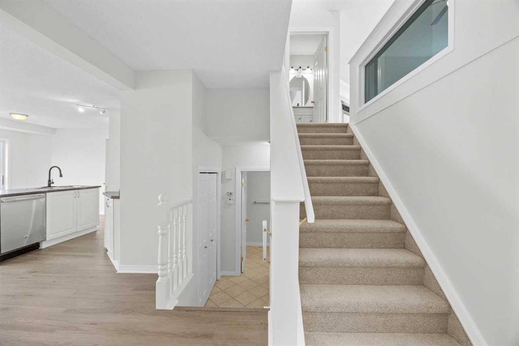 Picture for 289 Hidden Spring Green NW