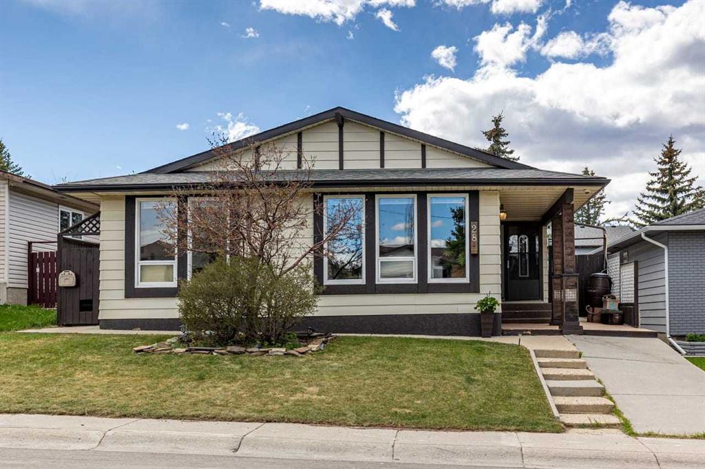 Picture for 28 Beddington Crescent NE