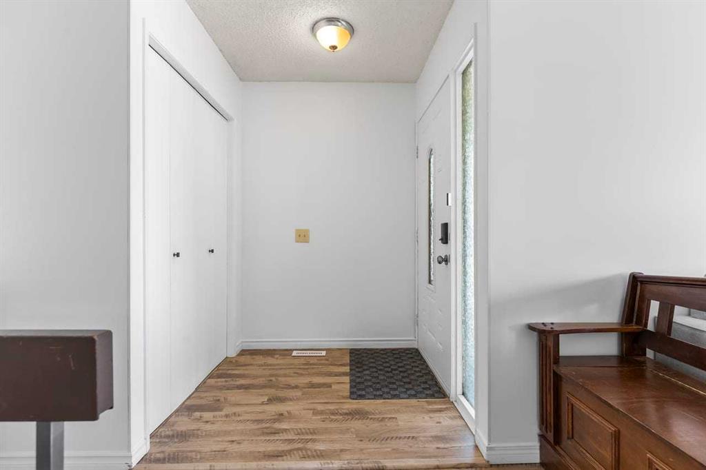 Picture for 28 Beddington Crescent NE