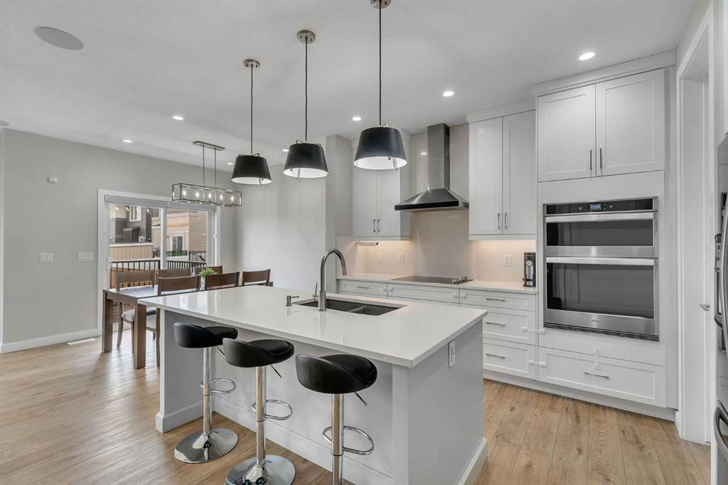 Picture for 152 Savanna Way NE
