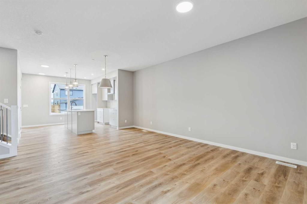 Picture for 75 Hotchkiss Way SE
